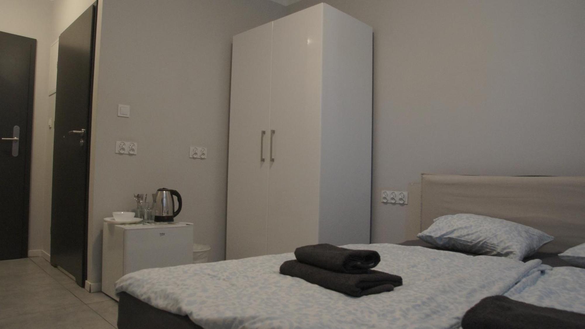 Хостел Mia Mia House Катовице Экстерьер фото